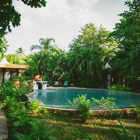 Ocho Artisan Bungalows (Adults Only) 타마린도 외부 사진