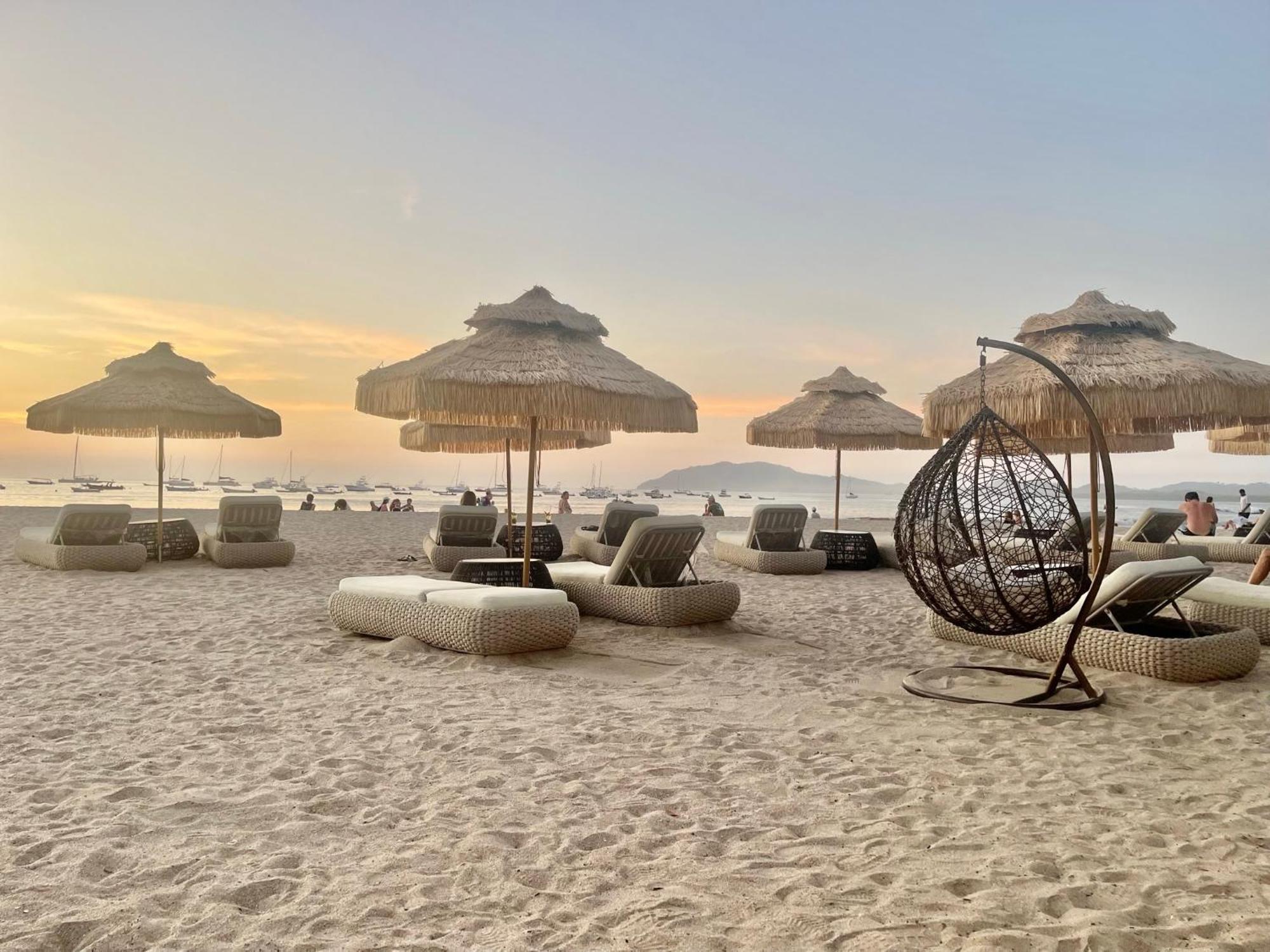 Ocho Artisan Bungalows (Adults Only) 타마린도 외부 사진