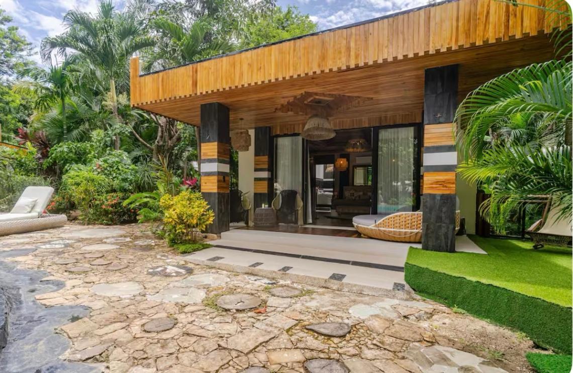 Ocho Artisan Bungalows (Adults Only) 타마린도 외부 사진