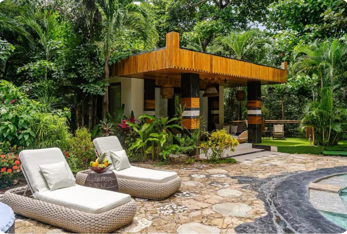 Ocho Artisan Bungalows (Adults Only) 타마린도 외부 사진