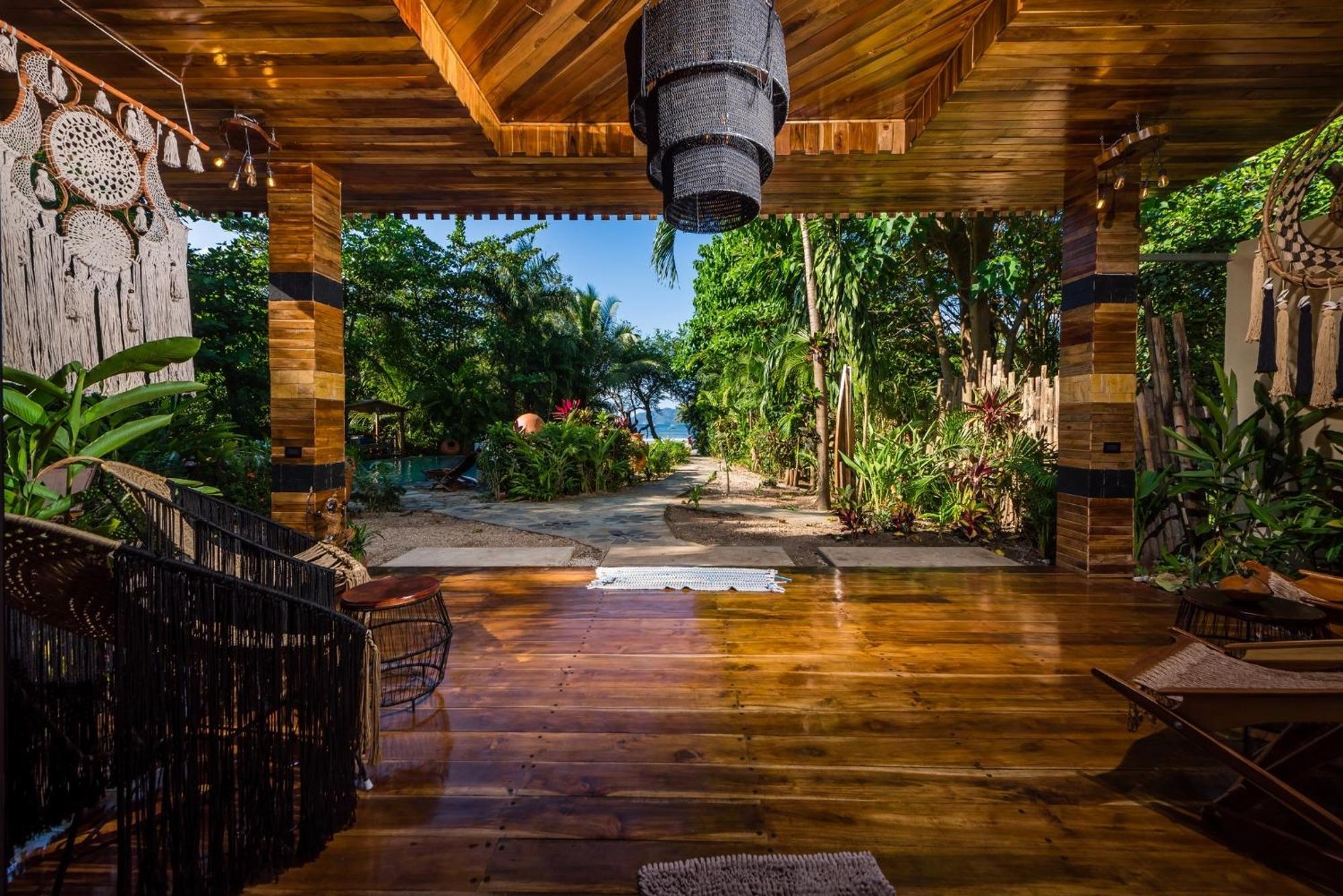 Ocho Artisan Bungalows (Adults Only) 타마린도 외부 사진