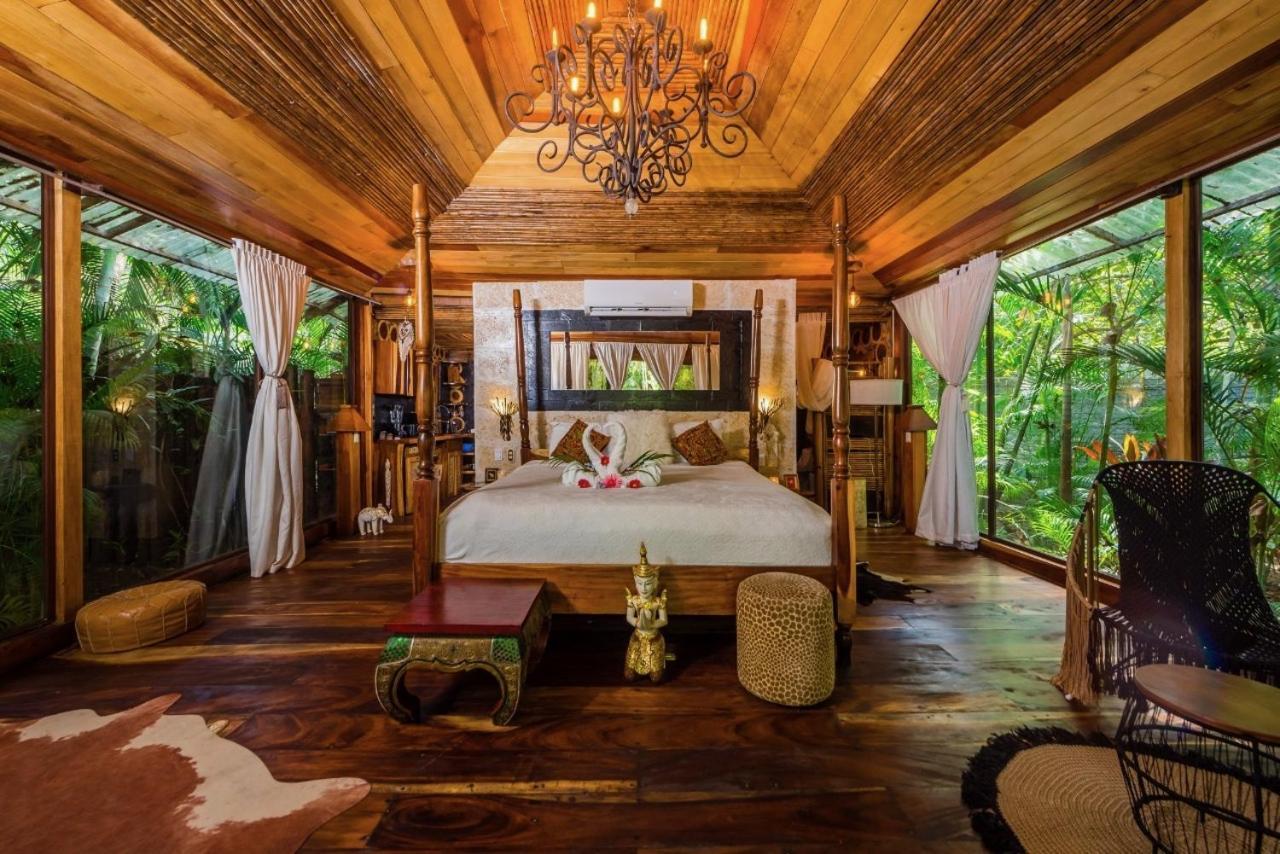Ocho Artisan Bungalows (Adults Only) 타마린도 외부 사진